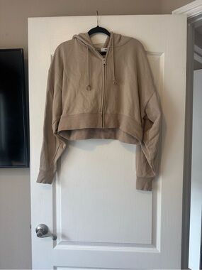 CSB Crop Shop Boutique Cropped Zip Hoodie